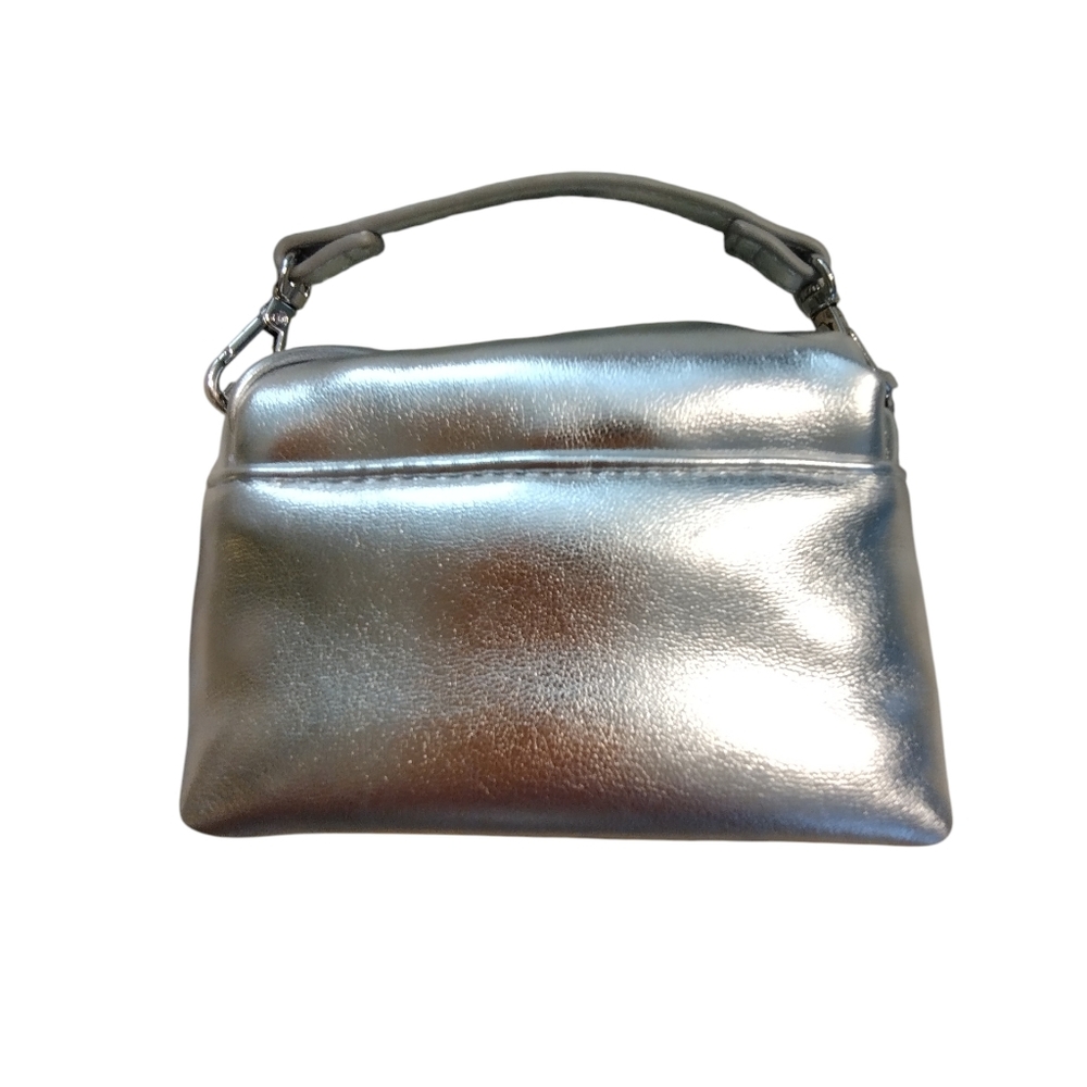 EUC A New Day Small Elegant Silver Handbag Megnet Closure - Picture 3 of 6